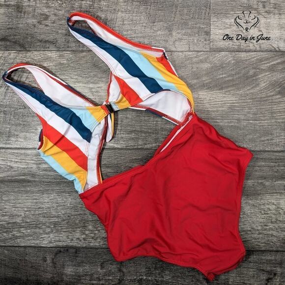 Sweatyrocks Knot Front Cutout One Piece Swimwuit Size M - Picture 4 of 4